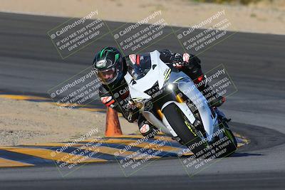 media/Dec-18-2022-SoCal Trackdays (Sun) [[8099a50955]]/Turn 10 (140pm)/